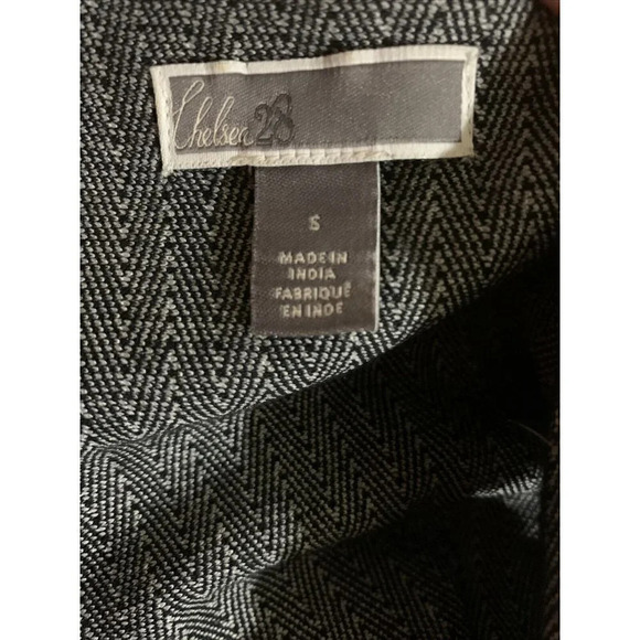 Chelsea28 Beaded Tank Top Blouse Small Gray Silver Zig Zag Stripes V Neck Bling - Picture 7 of 8